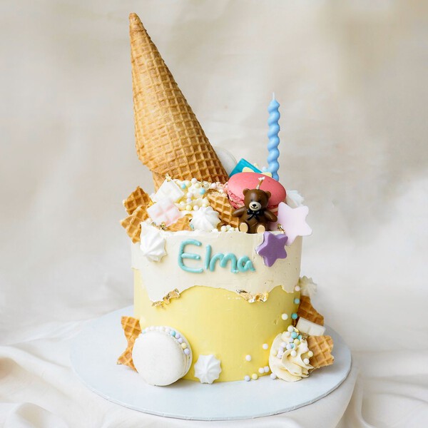 Lottie Cake | Popsical Cake